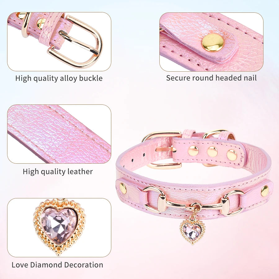 Collar con Dijes de Corazón de Pedrería para Perros Pequeños y Medianos - Collar Elegante con Efecto Termosensible y Cierre Ajustable