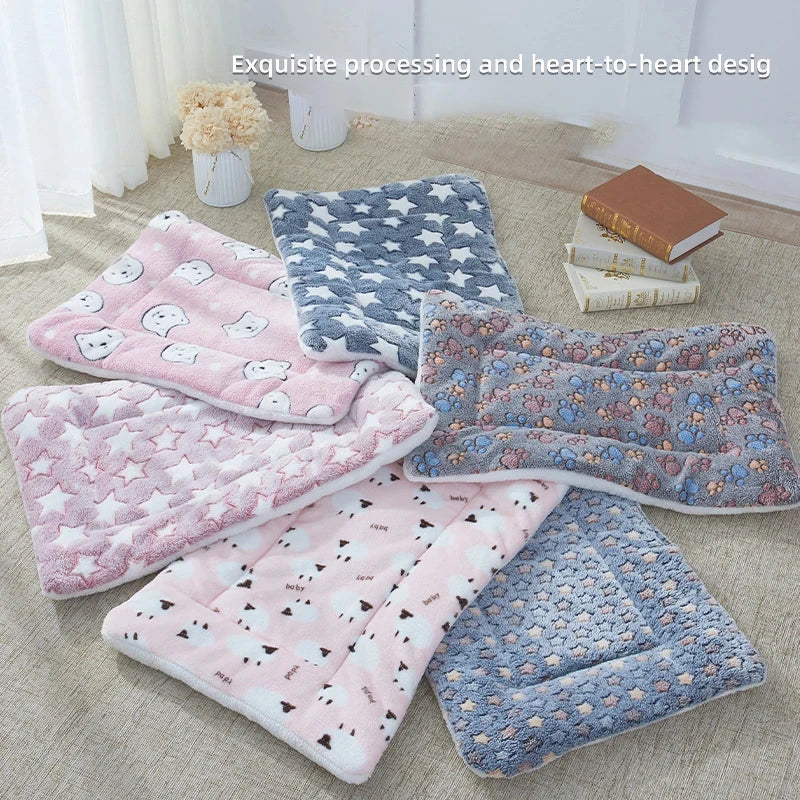 Cama Colchón y Manta de Franela Suave para Perros y Gatos - Cojín Acolchado Cálido para Cachorros y Mascotas Medianas o Grandes (Ideal para Invierno)