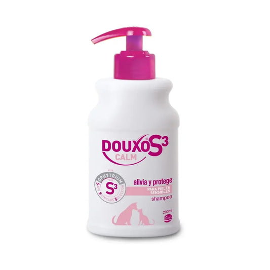 Champú Dermatológico DOUXO S3 Calm para Perros y Gatos - Alivia el Picor, Hidrata y Protege la Piel Sensible (Fórmula Natural)