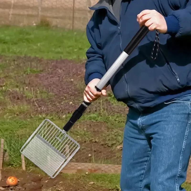 Rastrillo y Pala Cernidora Extensible para Gallinero y Arena de Gatos – Limpiador Telescópico de Estiércol para Aves y Mascotas